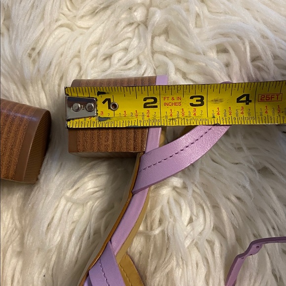 Talbots Lavender Strappy Heels size 5.5 BNWOT see all photos